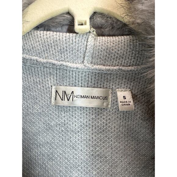 Neiman Marcus Open Front Cardigan Vest Removable‎ Faux Fur Collar Gray Sz Small - Picture 3 of 5